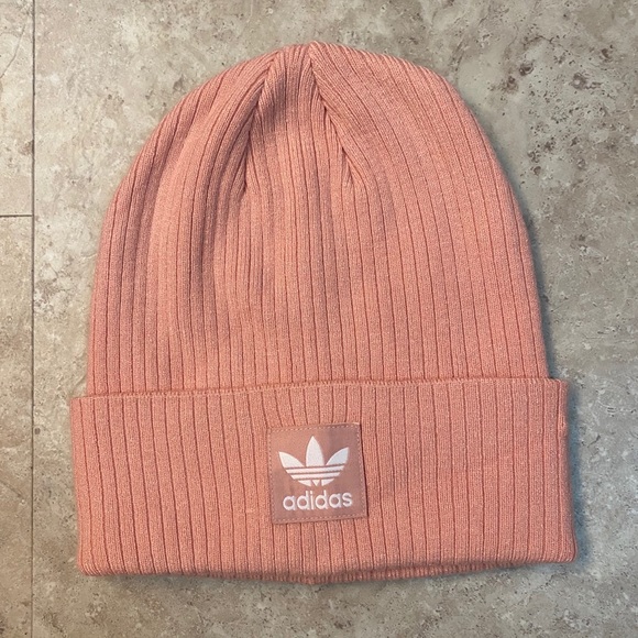 Adidas hat - Picture 1 of 1
